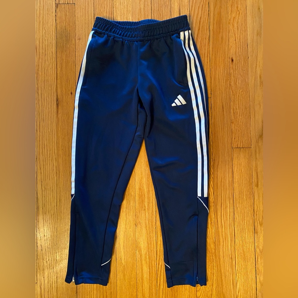 Adidas Navy Blue Kids' Joggers. Size kids small 9-10 yrs